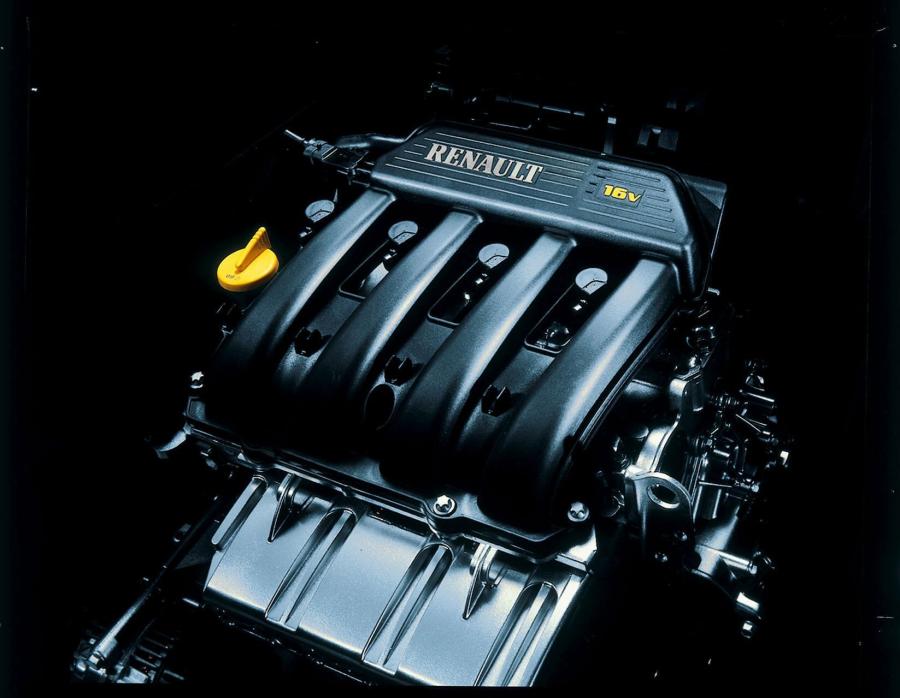  Renault Symbol 2009 года  (фото 16 из 33)